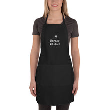 Load image into Gallery viewer, Embroidered Panda Apron